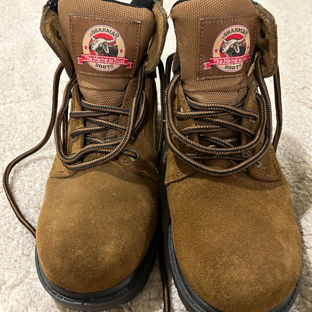 Men’s like new Brahma Work Boots, sz 7